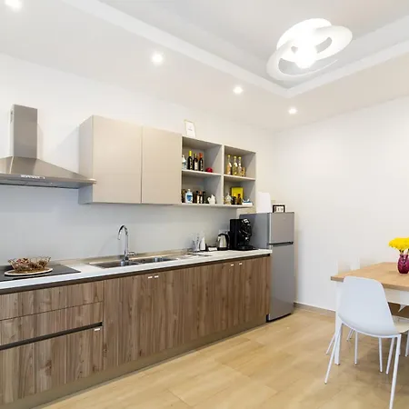 Greco Bed & Breakfast 3*